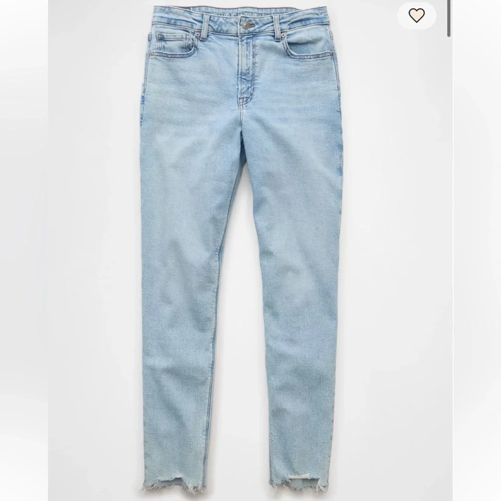 American Eagle Stretch Mom Jean - Picture 3 of 13